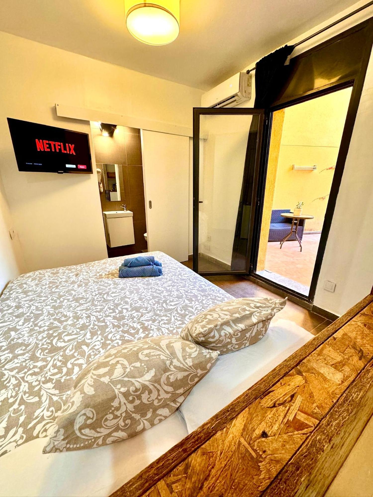 Mt Boutique Suites Y Apartamentos - Adults Only - Mataro Exterior photo